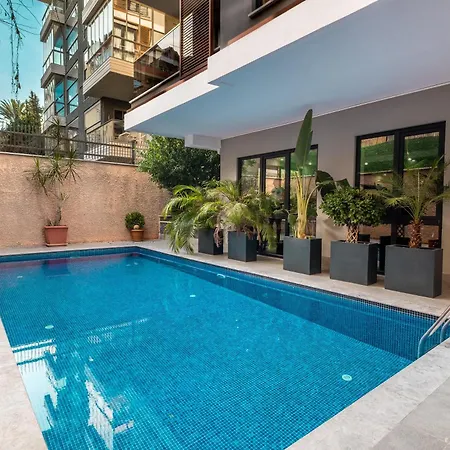 Retro 2 阿拉尼亚